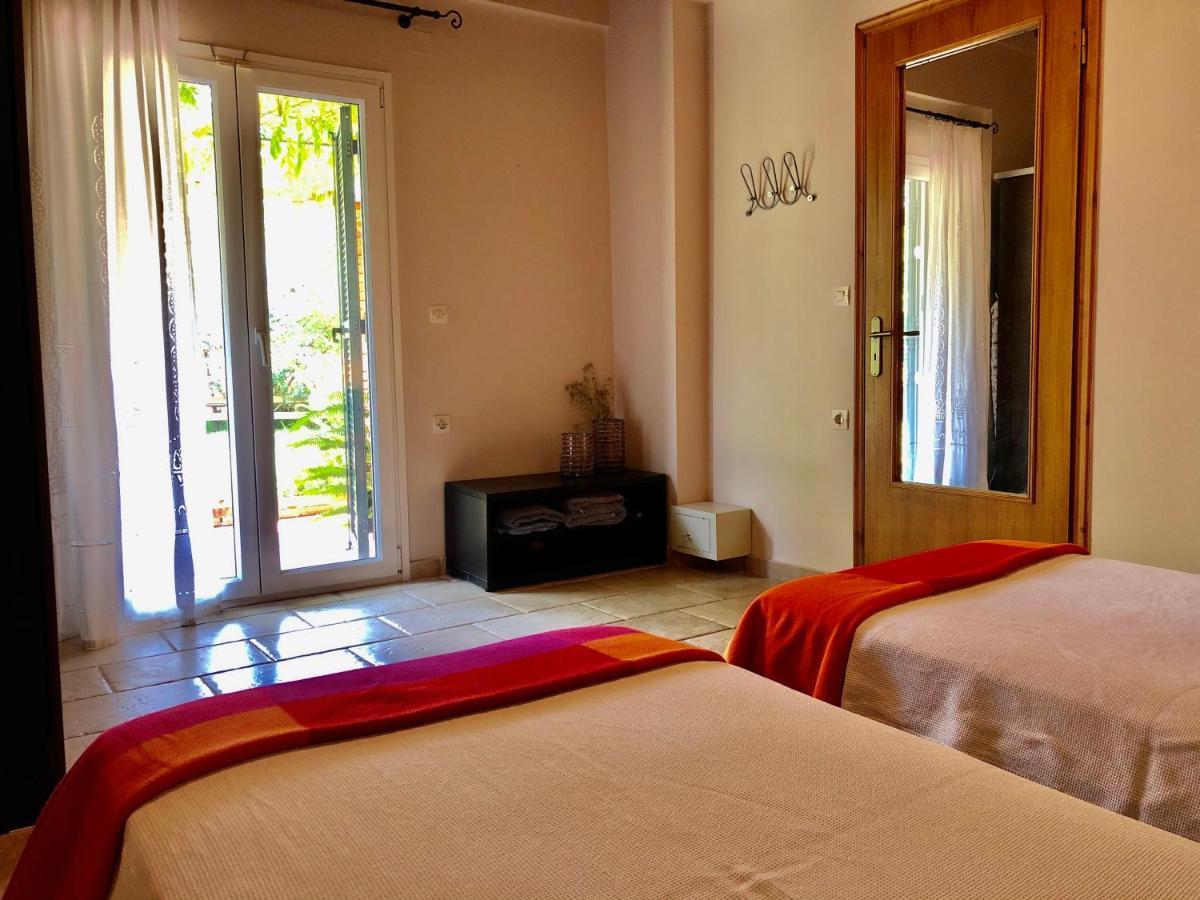 Gialos Villas 1-2 With A Private Pool Mikros Gialos Exterior foto
